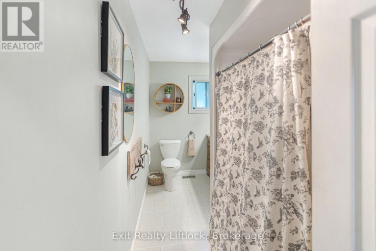 664 BRICK ROAD, Selwyn, Ontario, K0L1T0