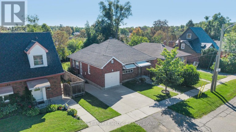792 CURTIS ROAD, Peterborough (Ashburnham Ward 4), Ontario, K9H2E7