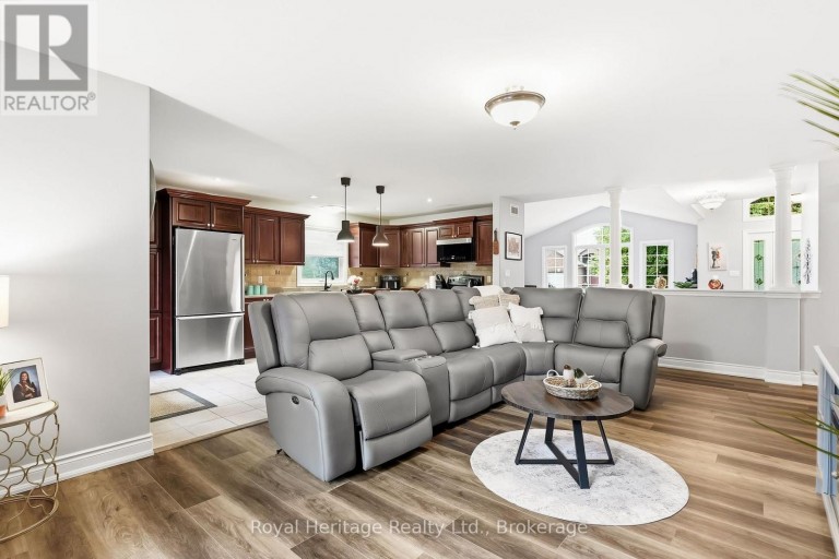 24 IROQUOIS AVENUE, Brighton, Ontario, K0K1H0