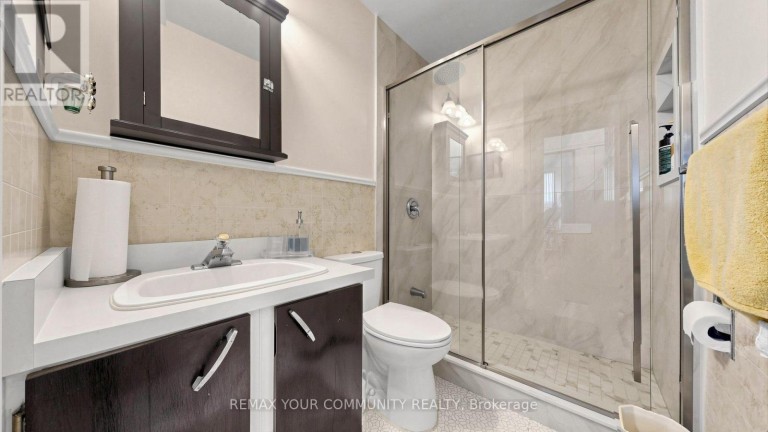 59 DAVIS ROAD, Aurora (Aurora Highlands), Ontario, L4G2B4