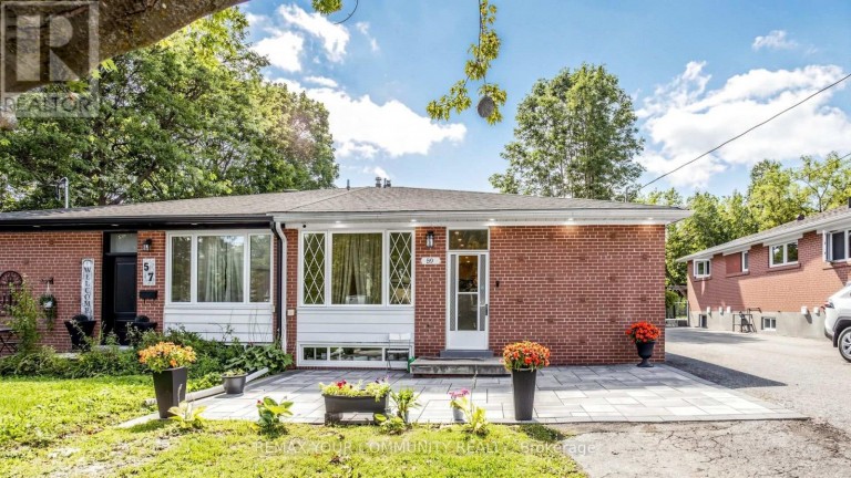 59 DAVIS ROAD, Aurora (Aurora Highlands), Ontario, L4G2B4