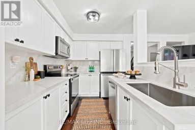 15 FARMSTEAD DRIVE Clarington (Bowmanville) Ontario photo 9