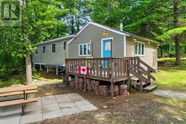 1138 HELEN LANE, North Frontenac, Ontario, K0H2E0