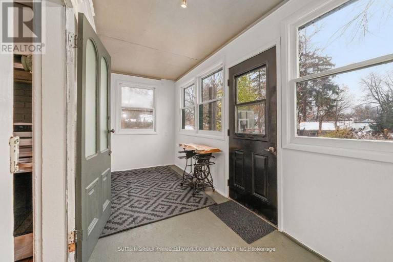 2 QUEEN STREET, Prince Edward County (Picton Ward), Ontario, K0K2T0