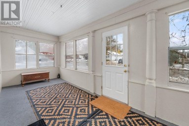 2 QUEEN STREET Prince Edward County (Picton Ward) Ontario photo 12