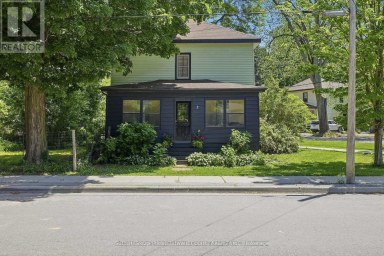 2 QUEEN STREET Prince Edward County (Picton Ward) Ontario photo 36