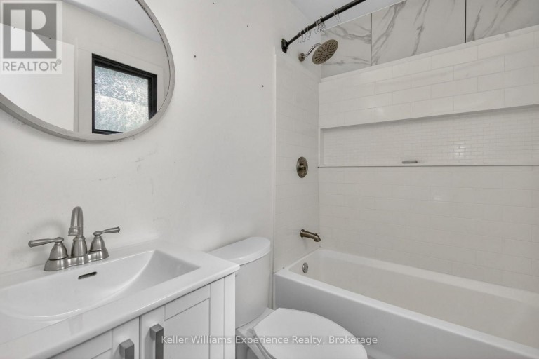 9782 BEACHWOOD DRIVE, Collingwood, Ontario, L9Y5P8