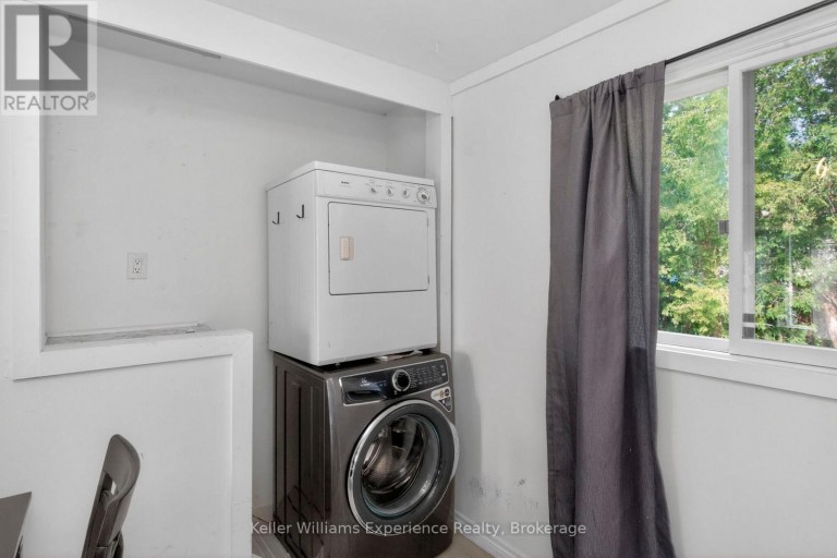 9782 BEACHWOOD DRIVE, Collingwood, Ontario, L9Y5P8