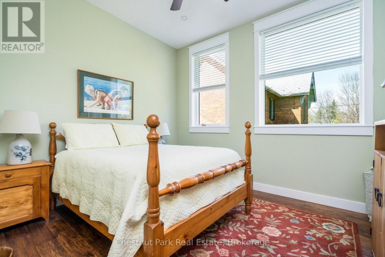 247 ST VINCENT STREET, Meaford, Ontario, N4L1C1