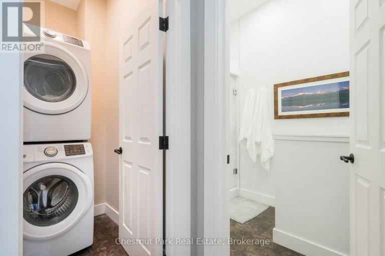 247 ST VINCENT STREET, Meaford, Ontario, N4L1C1
