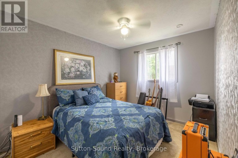 872 26TH STREET E, Owen Sound, Ontario, N4K6T4