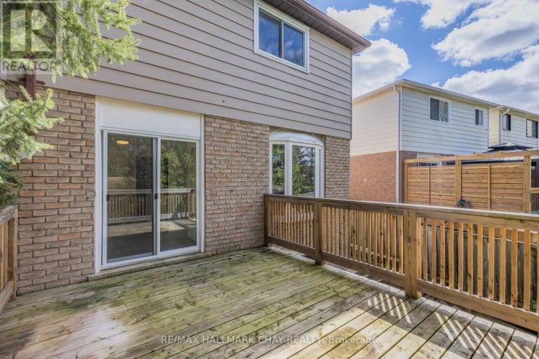492 BRITANNIA AVENUE, Bradford West Gwillimbury (Bradford), Ontario, L3Z1A7