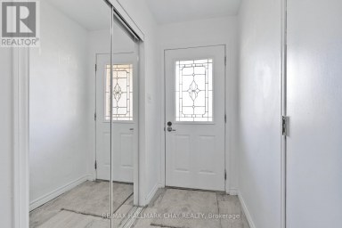 492 BRITANNIA AVENUE Bradford West Gwillimbury (Bradford) Ontario photo 3