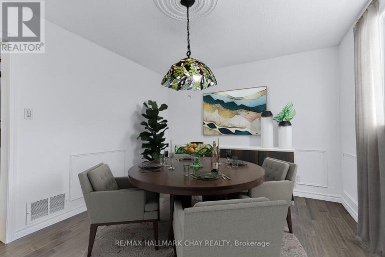 492 BRITANNIA AVENUE, Bradford West Gwillimbury (Bradford), Ontario, L3Z1A7