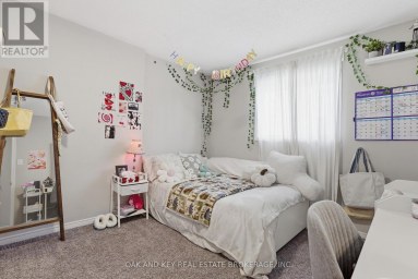 18 CHAPMAN COURT London North (North I) Ontario photo 15