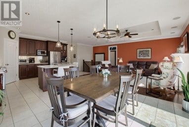 3402 CRANE AVENUE London South (South V) Ontario photo 11