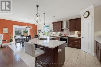 3402 CRANE AVENUE London South (South V) Ontario photo 13