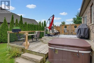 3402 CRANE AVENUE London South (South V) Ontario photo 32