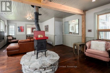 324 DECLAIR ROAD Tweed (Elzevir (Twp)) Ontario photo 5