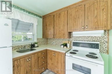 51 EPHGRAVE BOULEVARD Peterborough (Otonabee Ward 1) Ontario photo 11