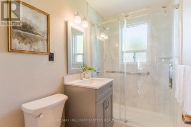 51 EPHGRAVE BOULEVARD Peterborough (Otonabee Ward 1) Ontario photo 19
