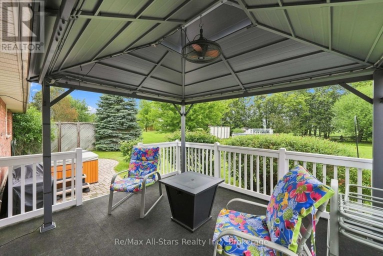 22 HALLETT CRESCENT, Kawartha Lakes (Mariposa), Ontario, K0M2C0