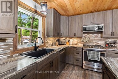 269 LINDSAY ROAD 20 ROAD Northern Bruce Peninsula Ontario photo 6