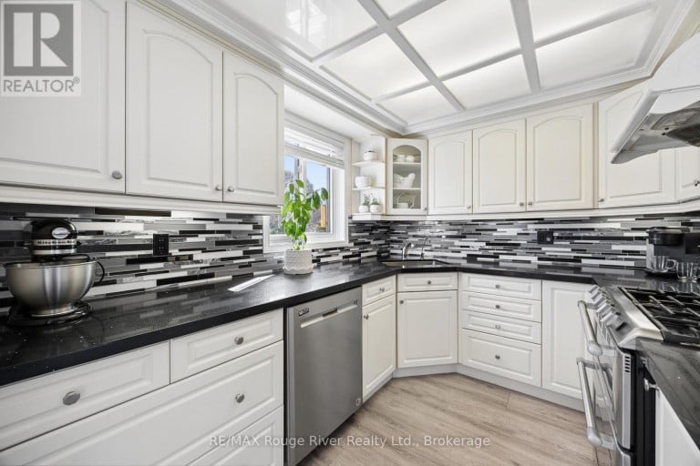 263 GLEN HILL DRIVE, Whitby (Blue Grass Meadows), Ontario, L1N7J5