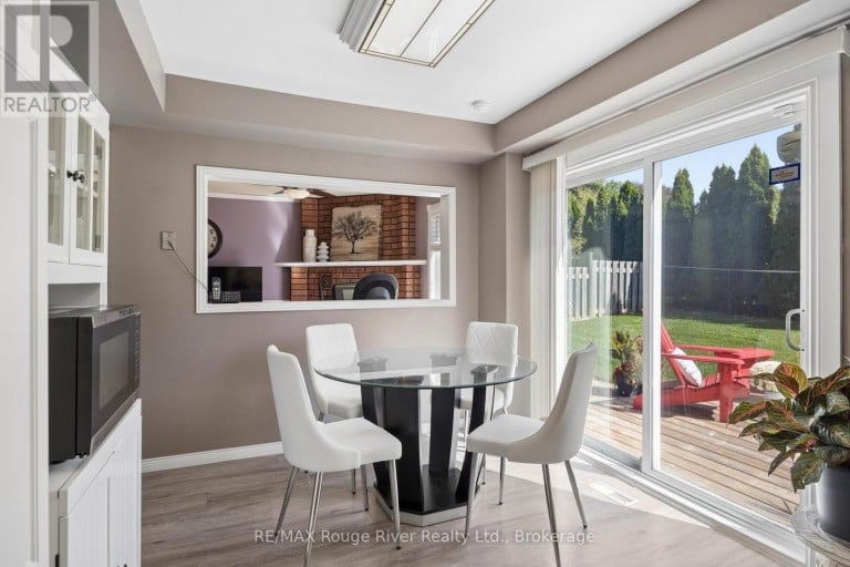 263 GLEN HILL DRIVE, Whitby (Blue Grass Meadows), Ontario, L1N7J5