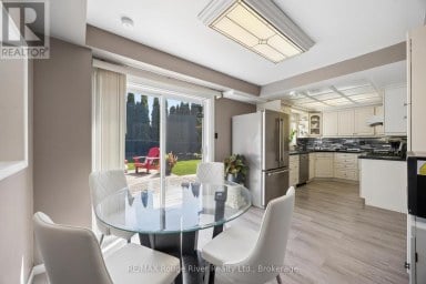263 GLEN HILL DRIVE Whitby (Blue Grass Meadows) Ontario photo 16