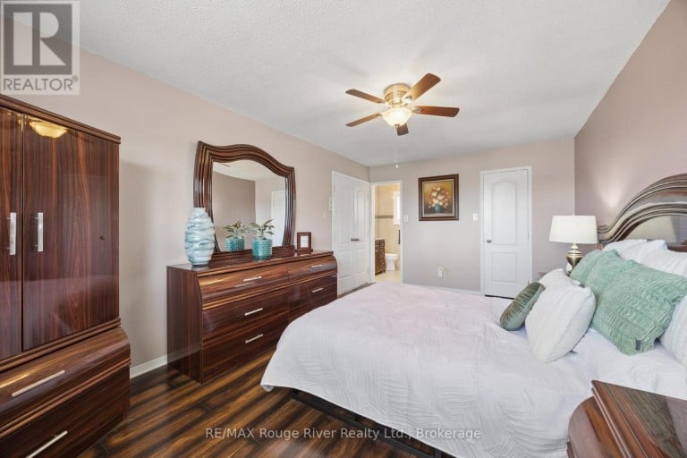 263 GLEN HILL DRIVE, Whitby (Blue Grass Meadows), Ontario, L1N7J5