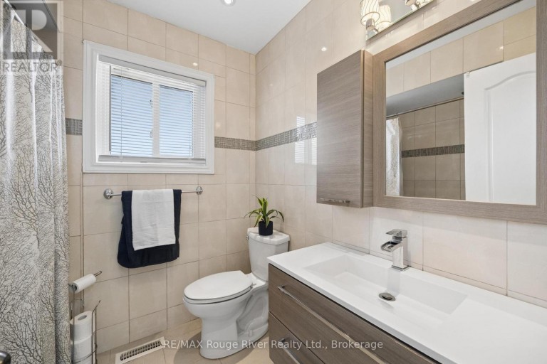 263 GLEN HILL DRIVE, Whitby (Blue Grass Meadows), Ontario, L1N7J5