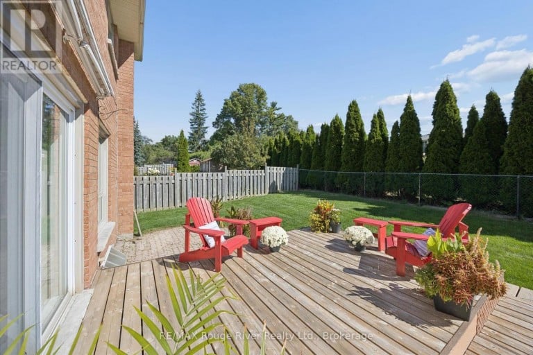 263 GLEN HILL DRIVE, Whitby (Blue Grass Meadows), Ontario, L1N7J5