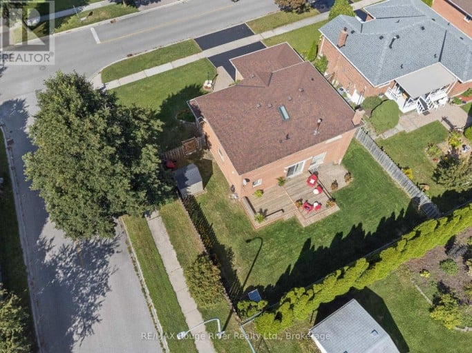 263 GLEN HILL DRIVE, Whitby (Blue Grass Meadows), Ontario, L1N7J5
