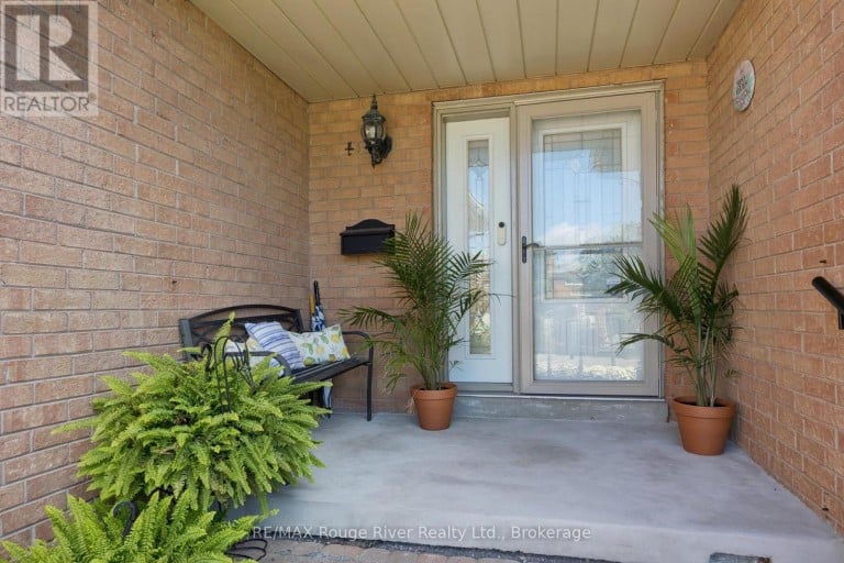 263 GLEN HILL DRIVE, Whitby (Blue Grass Meadows), Ontario, L1N7J5