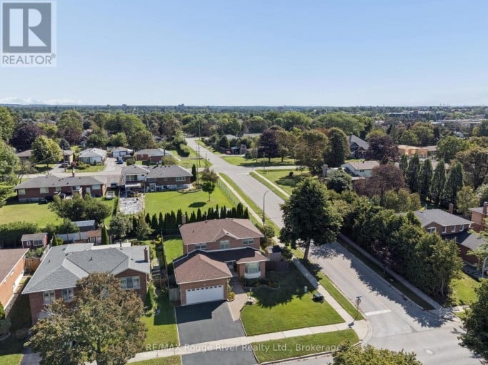 263 GLEN HILL DRIVE, Whitby (Blue Grass Meadows), Ontario, L1N7J5