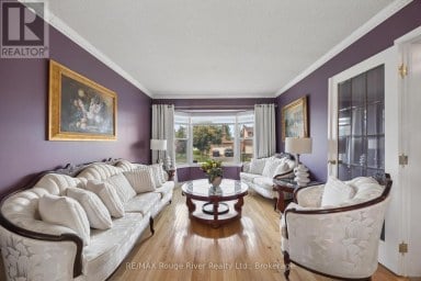 263 GLEN HILL DRIVE Whitby (Blue Grass Meadows) Ontario photo 7