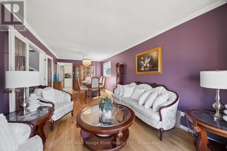 263 GLEN HILL DRIVE, Whitby (Blue Grass Meadows), Ontario, L1N7J5