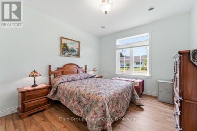 38824 VIENNA STREET Bluewater (Stanley) Ontario photo 15