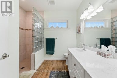 38824 VIENNA STREET Bluewater (Stanley) Ontario photo 21