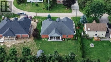 38824 VIENNA STREET Bluewater (Stanley) Ontario photo 31
