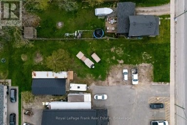 122 QUEEN STREET Kawartha Lakes (Lindsay) Ontario photo 2
