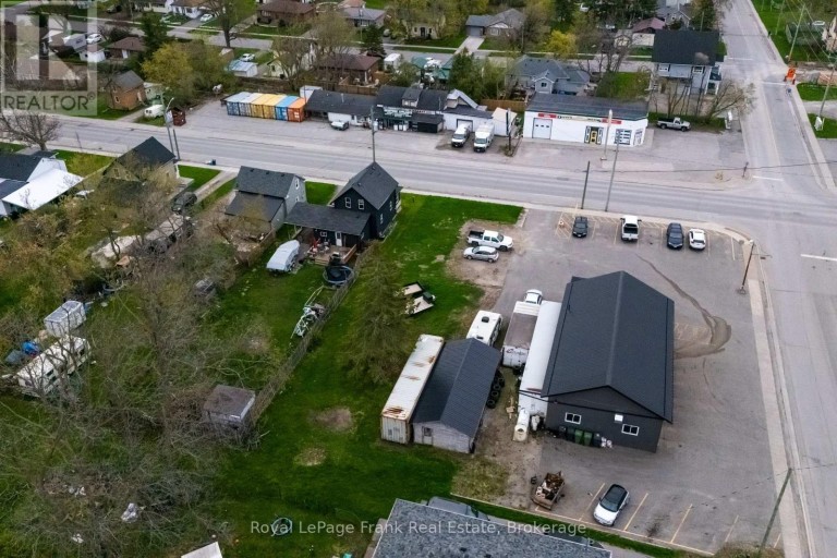 122 QUEEN STREET, Kawartha Lakes (Lindsay), Ontario, K9V1N3