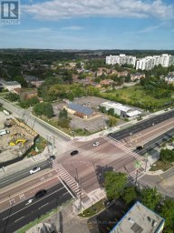 9712 YONGE STREET E Richmond Hill (North Richvale) Ontario photo 3