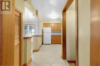 3 HILLDALE ROAD Toronto (Rockcliffe-Smythe) Ontario photo 13