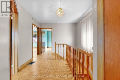 3 HILLDALE ROAD Toronto (Rockcliffe-Smythe) Ontario photo 18