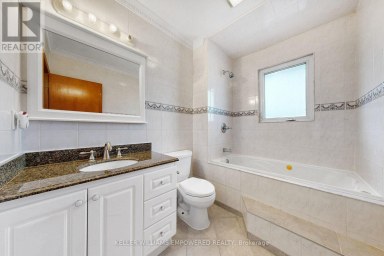 3 HILLDALE ROAD Toronto (Rockcliffe-Smythe) Ontario photo 19