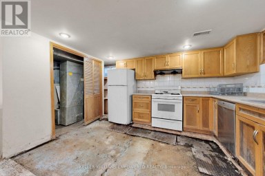 3 HILLDALE ROAD Toronto (Rockcliffe-Smythe) Ontario photo 30