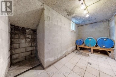3 HILLDALE ROAD Toronto (Rockcliffe-Smythe) Ontario photo 37
