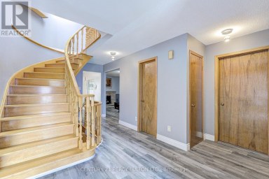 1042 WETHERBY LANE Mississauga (Rathwood) Ontario photo 2